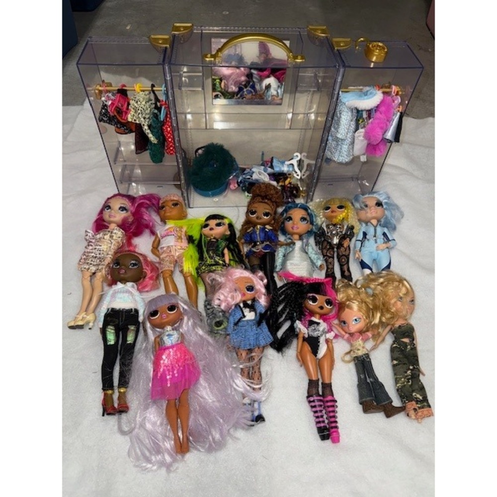 Rainbow High LOL Surprise‎ Doll Lot of 13 with Fashion Closet Trunk Accessories